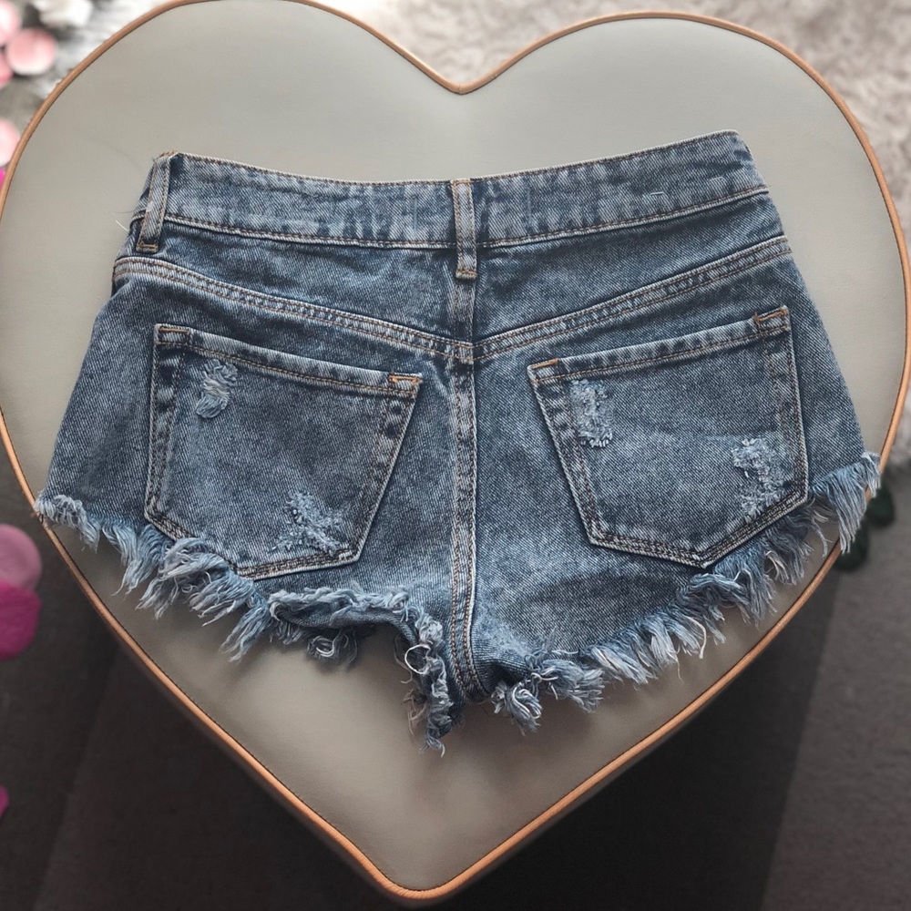 Bullhead Cutoffs - Picture 5 of 5
